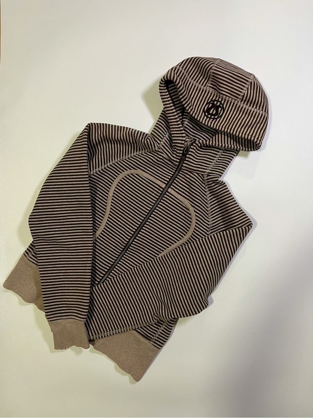 y2k lululemon brown striped scuba